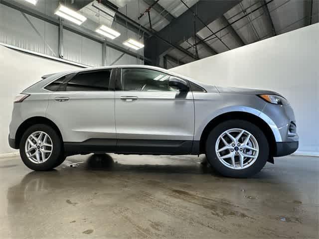 used 2022 Ford Edge car, priced at $23,295