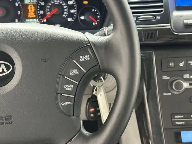 used 2009 Kia Amanti car, priced at $4,158