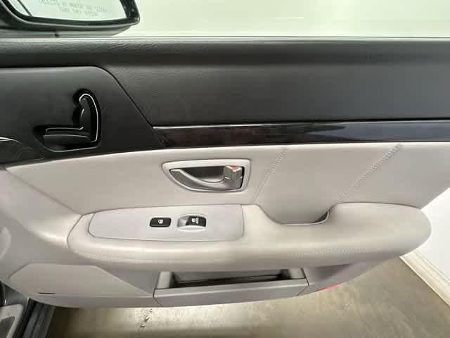 used 2009 Kia Amanti car, priced at $4,158