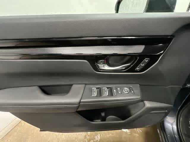 used 2025 Honda CR-V car, priced at $30,967
