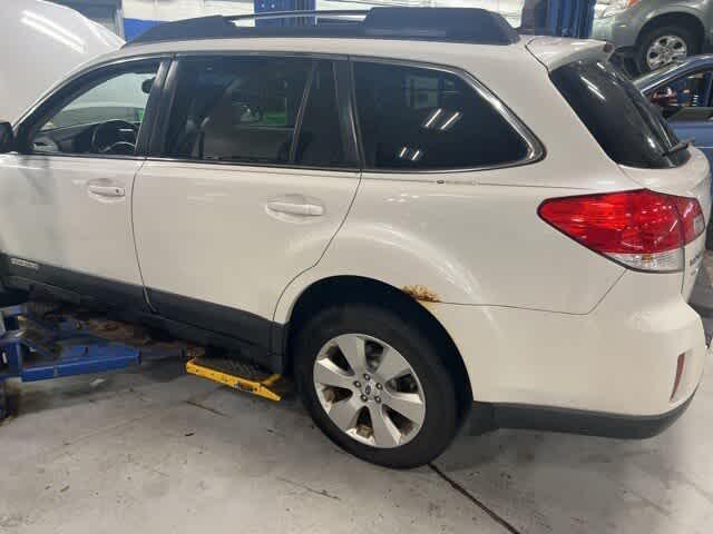 used 2012 Subaru Outback car, priced at $8,000