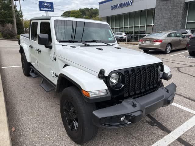 used 2022 Jeep Gladiator car, priced at $31,333