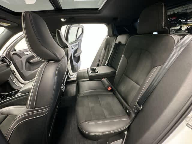 used 2020 Volvo XC40 car, priced at $24,039