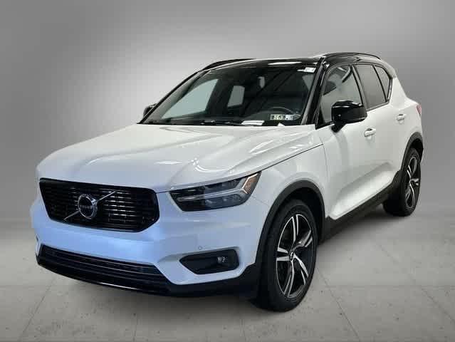 used 2020 Volvo XC40 car, priced at $24,039