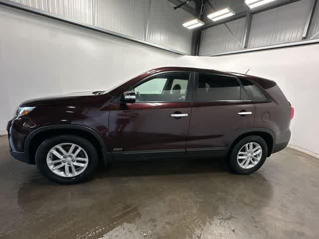 used 2014 Kia Sorento car, priced at $5,679