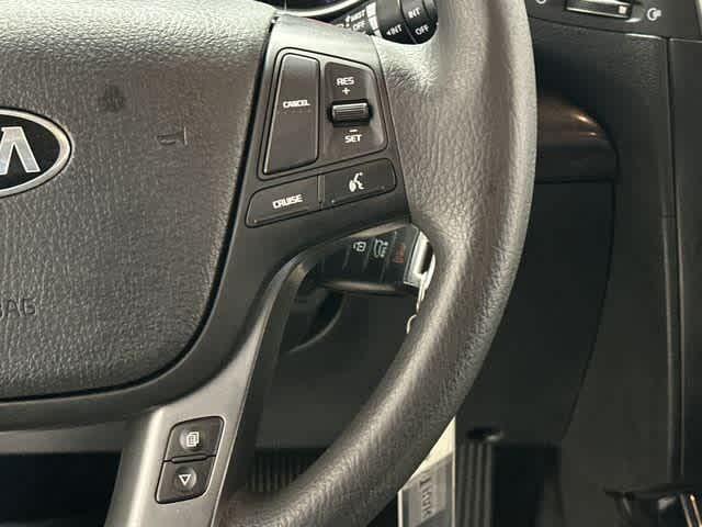 used 2014 Kia Sorento car, priced at $5,679