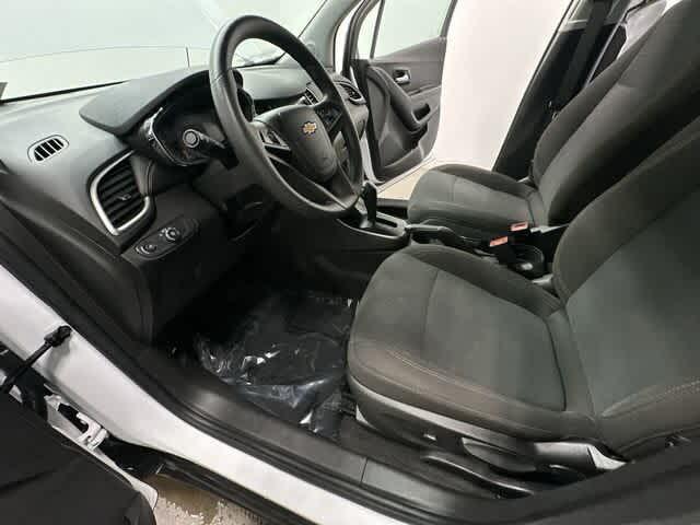 used 2022 Chevrolet Trax car, priced at $17,900