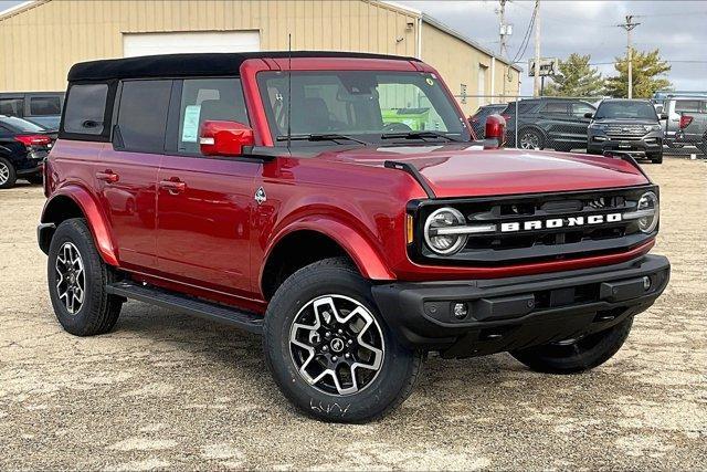 new 2024 Ford Bronco car, priced at $51,260