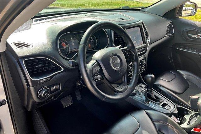 used 2019 Jeep Cherokee car, priced at $25,792