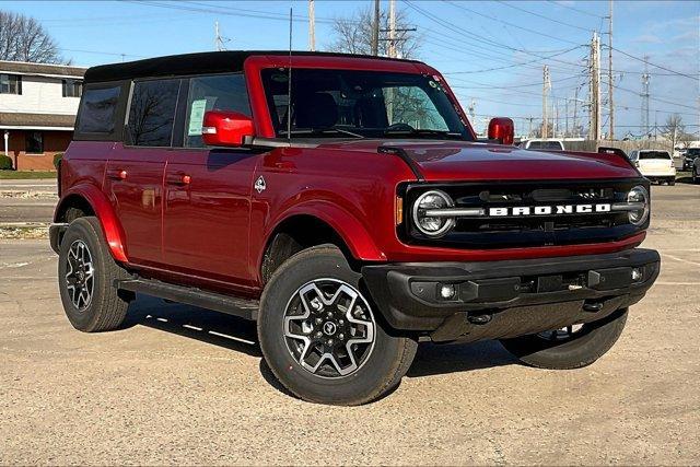 new 2024 Ford Bronco car, priced at $53,575