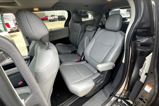 used 2023 Toyota Sienna car, priced at $44,991