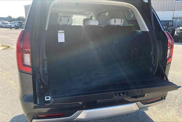 new 2025 Ford Expedition car, priced at $89,700