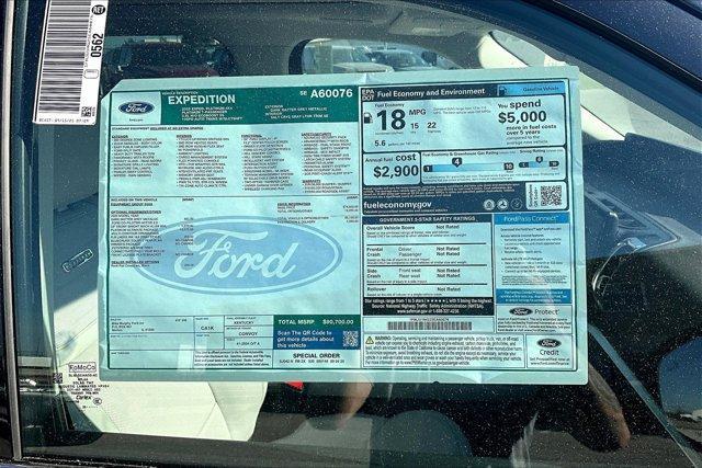 new 2025 Ford Expedition car, priced at $89,700