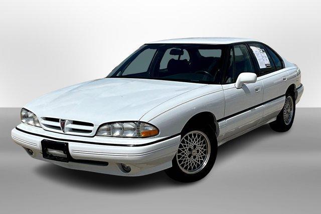 used 1995 Pontiac Bonneville car, priced at $6,995