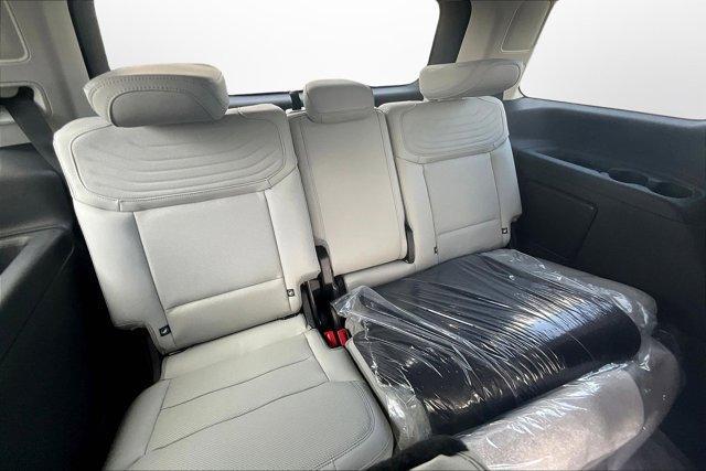 new 2025 Ford Expedition car, priced at $91,690