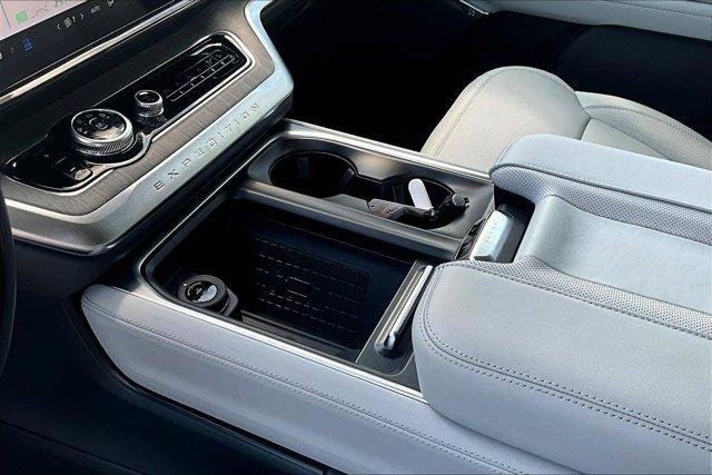 new 2025 Ford Expedition car, priced at $91,690