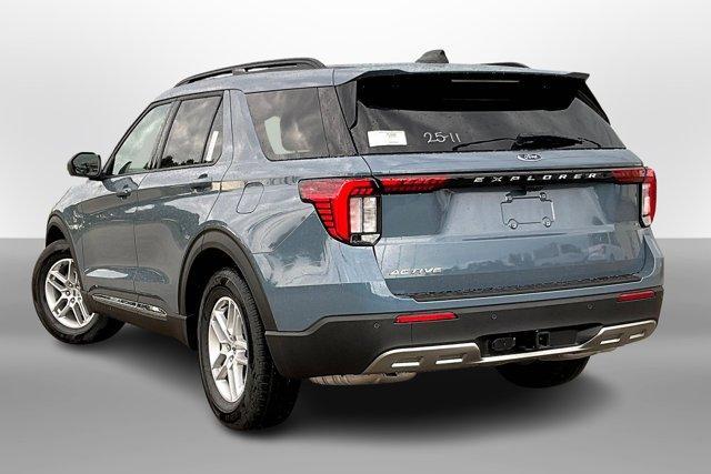 new 2025 Ford Explorer car, priced at $40,365