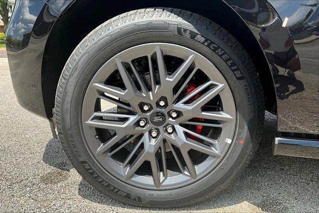 new 2025 Ford Expedition car, priced at $83,170