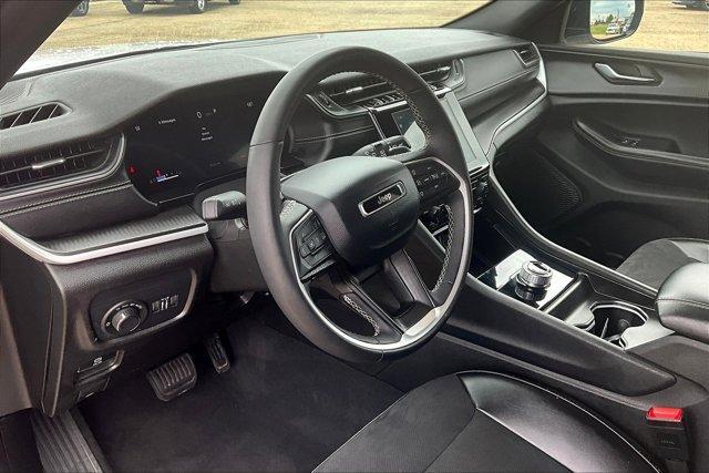 used 2024 Jeep Grand Cherokee car, priced at $34,991