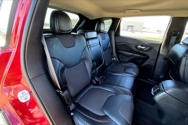 used 2016 Jeep Cherokee car, priced at $15,995