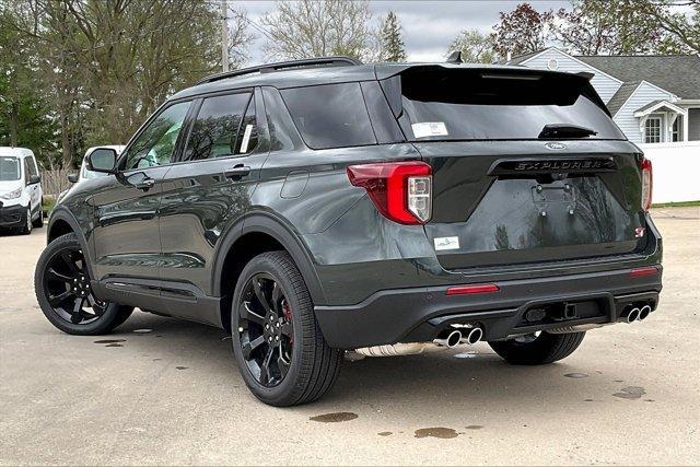 new 2024 Ford Explorer car, priced at $61,660