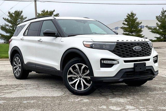 new 2024 Ford Explorer car, priced at $51,215