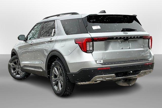 new 2025 Ford Explorer car, priced at $48,400