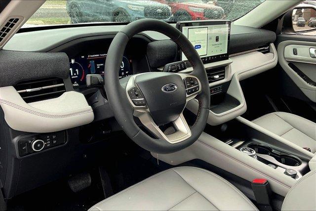 new 2025 Ford Explorer car, priced at $48,400