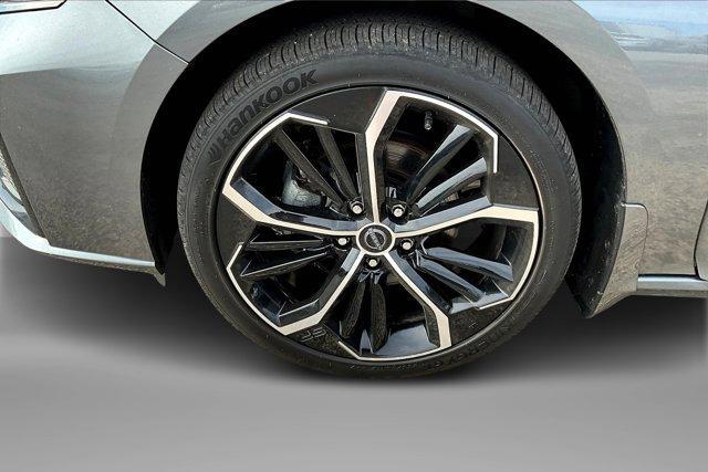 used 2023 Nissan Altima car