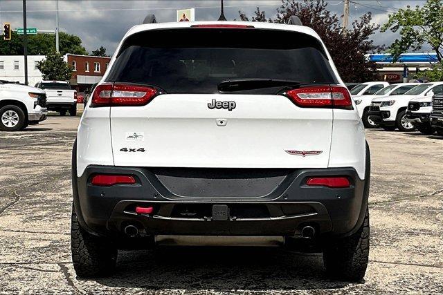 used 2018 Jeep Cherokee car, priced at $19,245