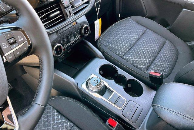 new 2025 Ford Escape car, priced at $31,558