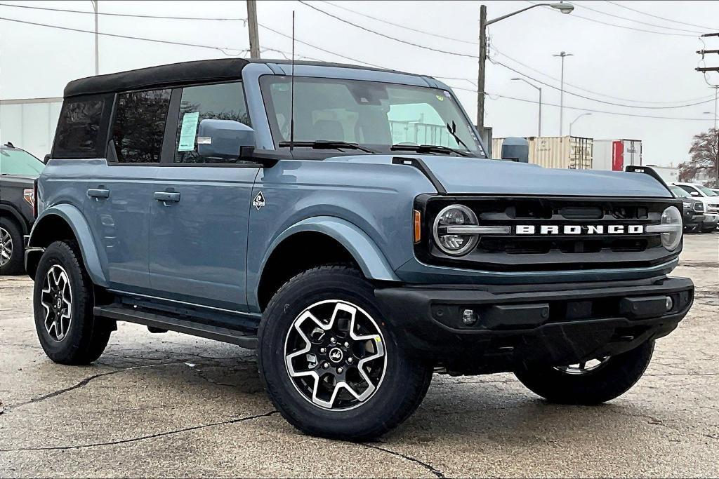 new 2023 Ford Bronco car, priced at $53,725