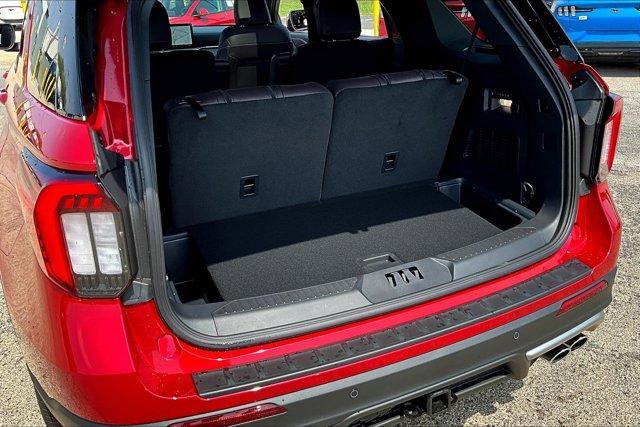 new 2025 Ford Explorer car, priced at $56,629