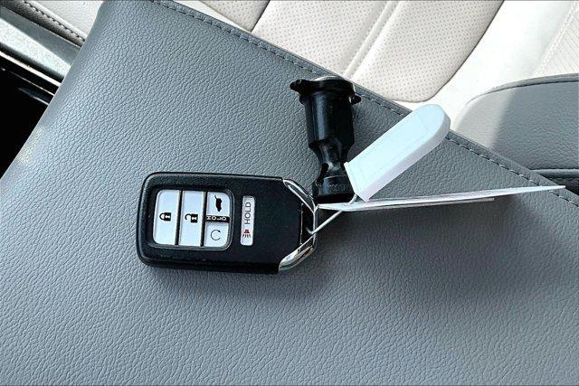 used 2019 Honda CR-V car, priced at $27,991