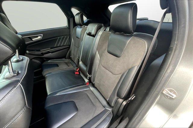 used 2022 Ford Edge car, priced at $29,991