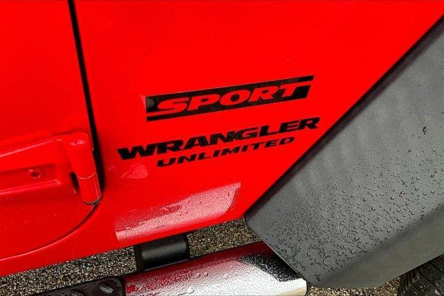 used 2015 Jeep Wrangler Unlimited car, priced at $17,275