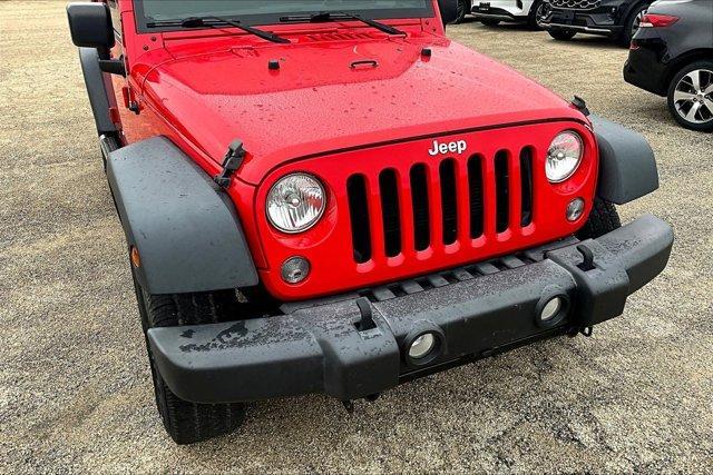 used 2015 Jeep Wrangler Unlimited car, priced at $17,275