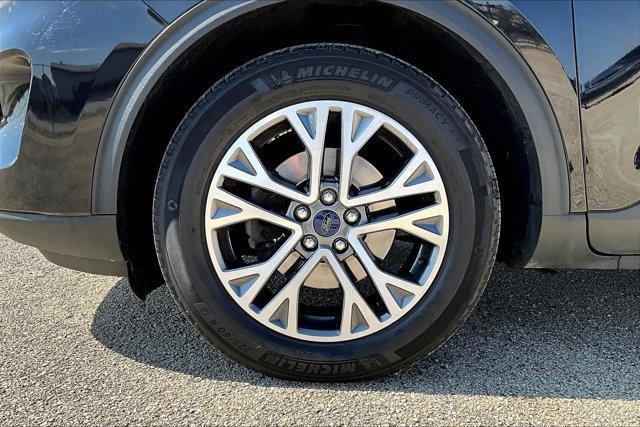 used 2022 Ford Escape car, priced at $25,995