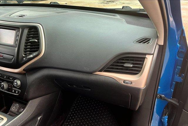 used 2018 Jeep Cherokee car, priced at $11,948
