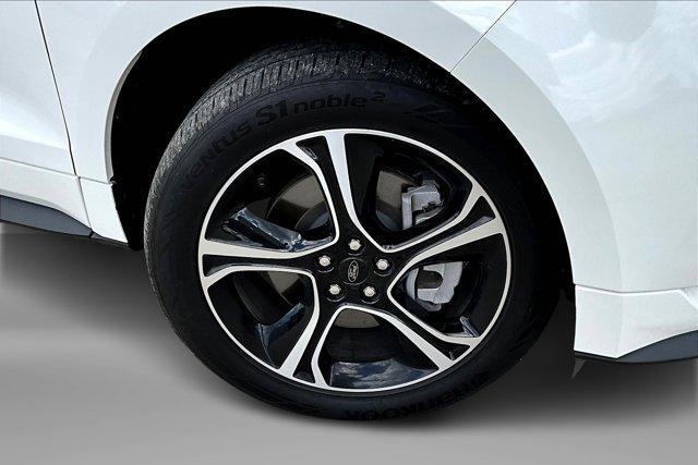 used 2023 Ford Edge car, priced at $33,891