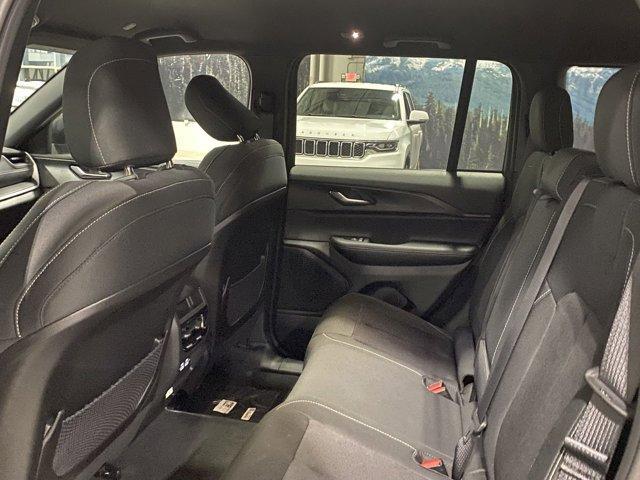 new 2025 Jeep Grand Cherokee car, priced at $38,995