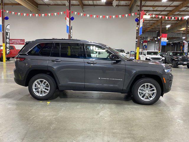 new 2024 Jeep Grand Cherokee car, priced at $34,995