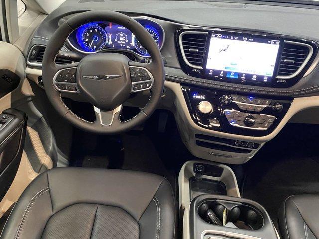 new 2024 Chrysler Pacifica car, priced at $42,995