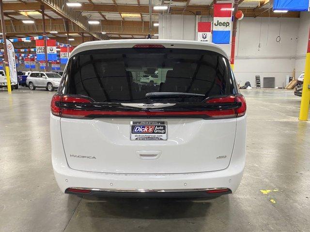 new 2024 Chrysler Pacifica car, priced at $42,995