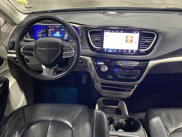 used 2022 Chrysler Pacifica Hybrid car, priced at $25,699