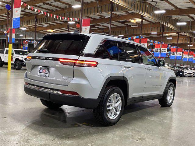 new 2024 Jeep Grand Cherokee car, priced at $34,995