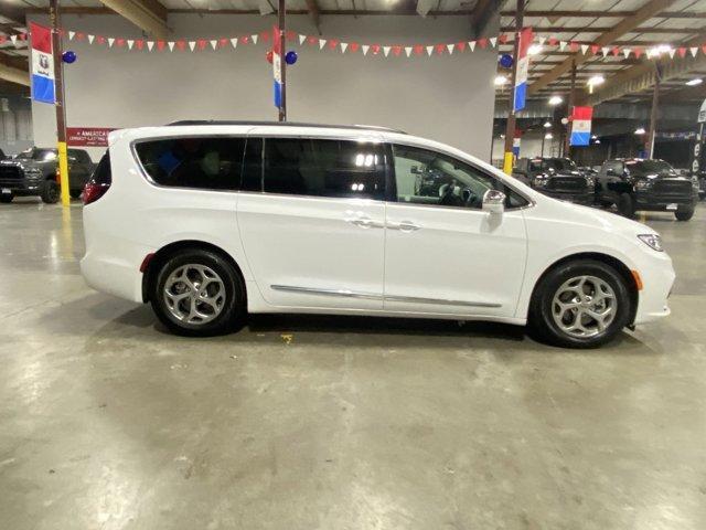 used 2022 Chrysler Pacifica car, priced at $25,000