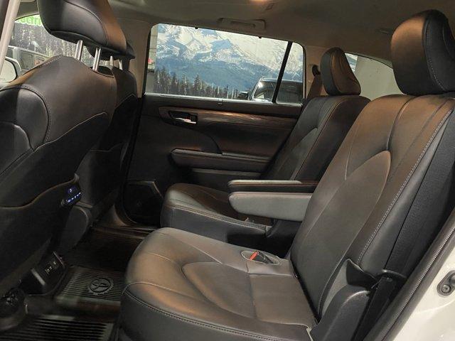 used 2020 Toyota Highlander car, priced at $29,798