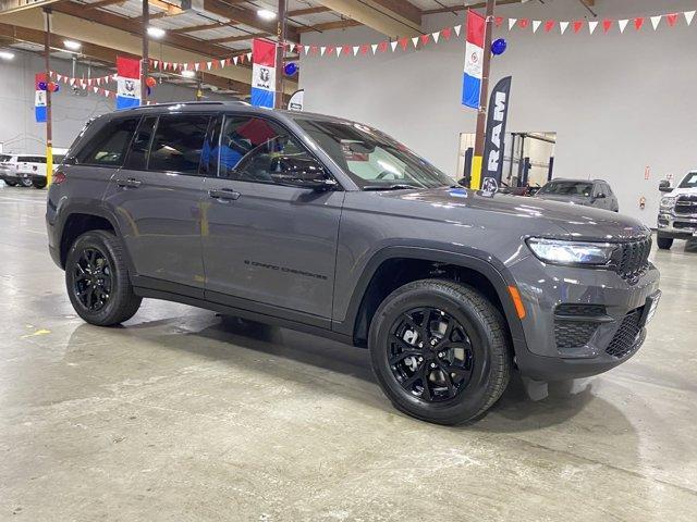 new 2024 Jeep Grand Cherokee car, priced at $39,995