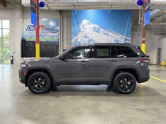 new 2024 Jeep Grand Cherokee car, priced at $39,995